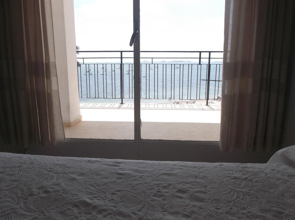 Hotel Lido Сантьяго-де-ла-Рибера Номер фото